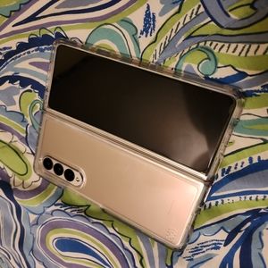 Used Galaxy Z Fold3 Speck Clear Case